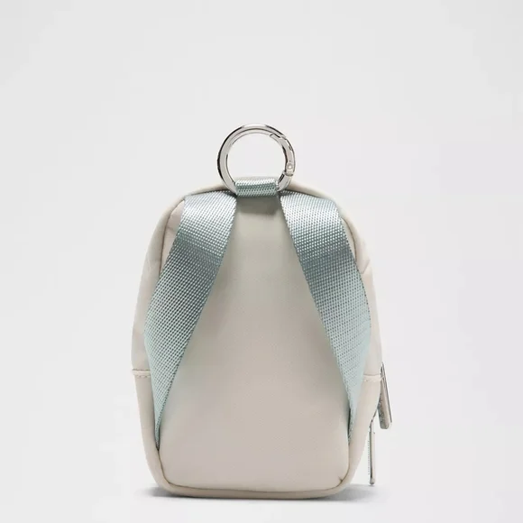 Lululemon Everywhere Backpack Nano (Light Ivory/Pelican/Sinatra Blue/Silver) - Picture 7 of 8